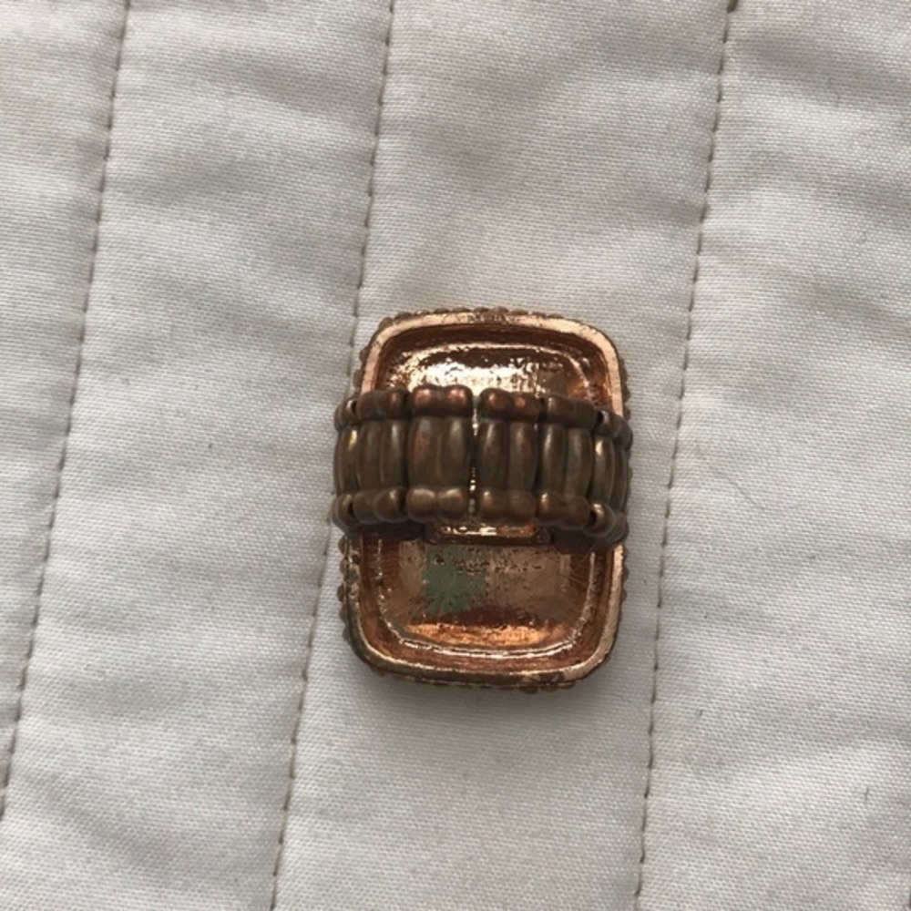 Costume ring - Picture 3 of 5